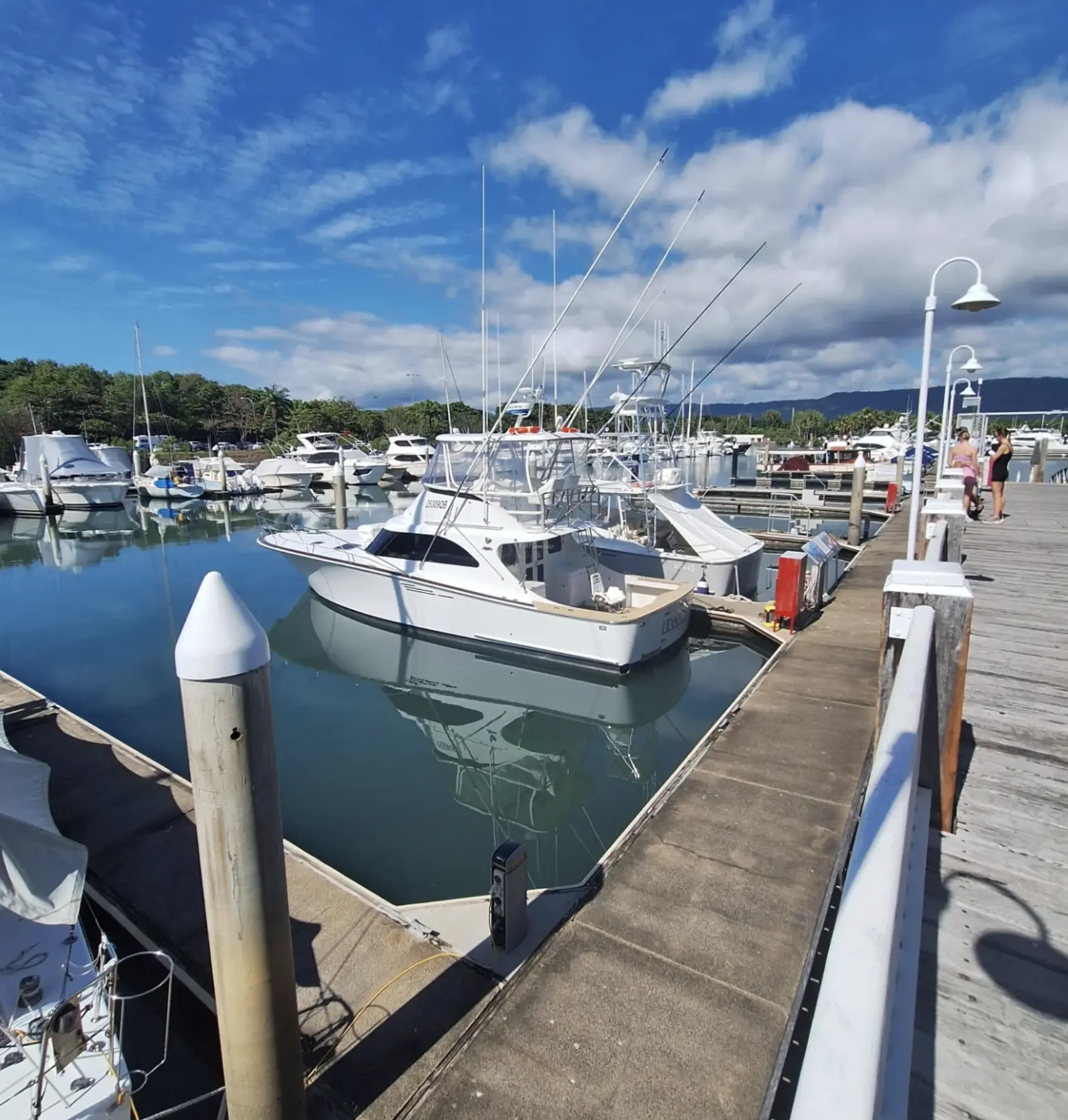Port Douglas markets and shopping