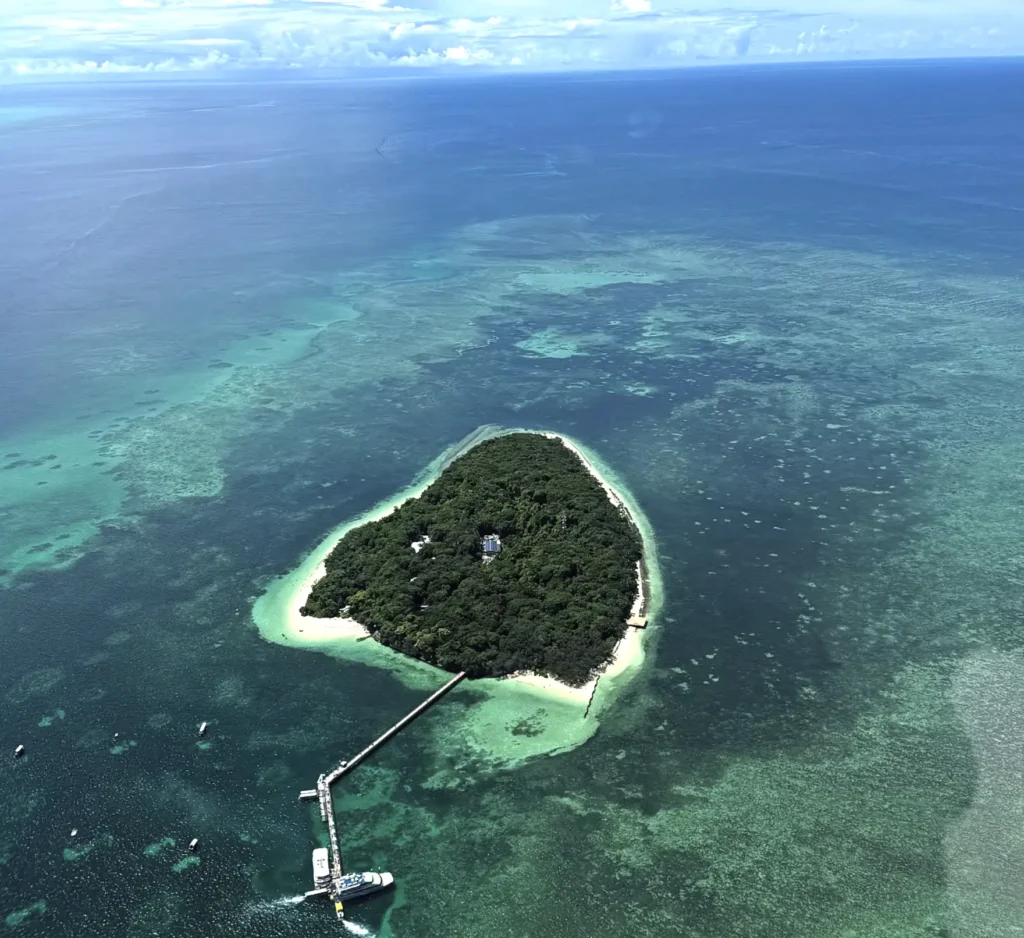 Green Island's semi-submarine rides