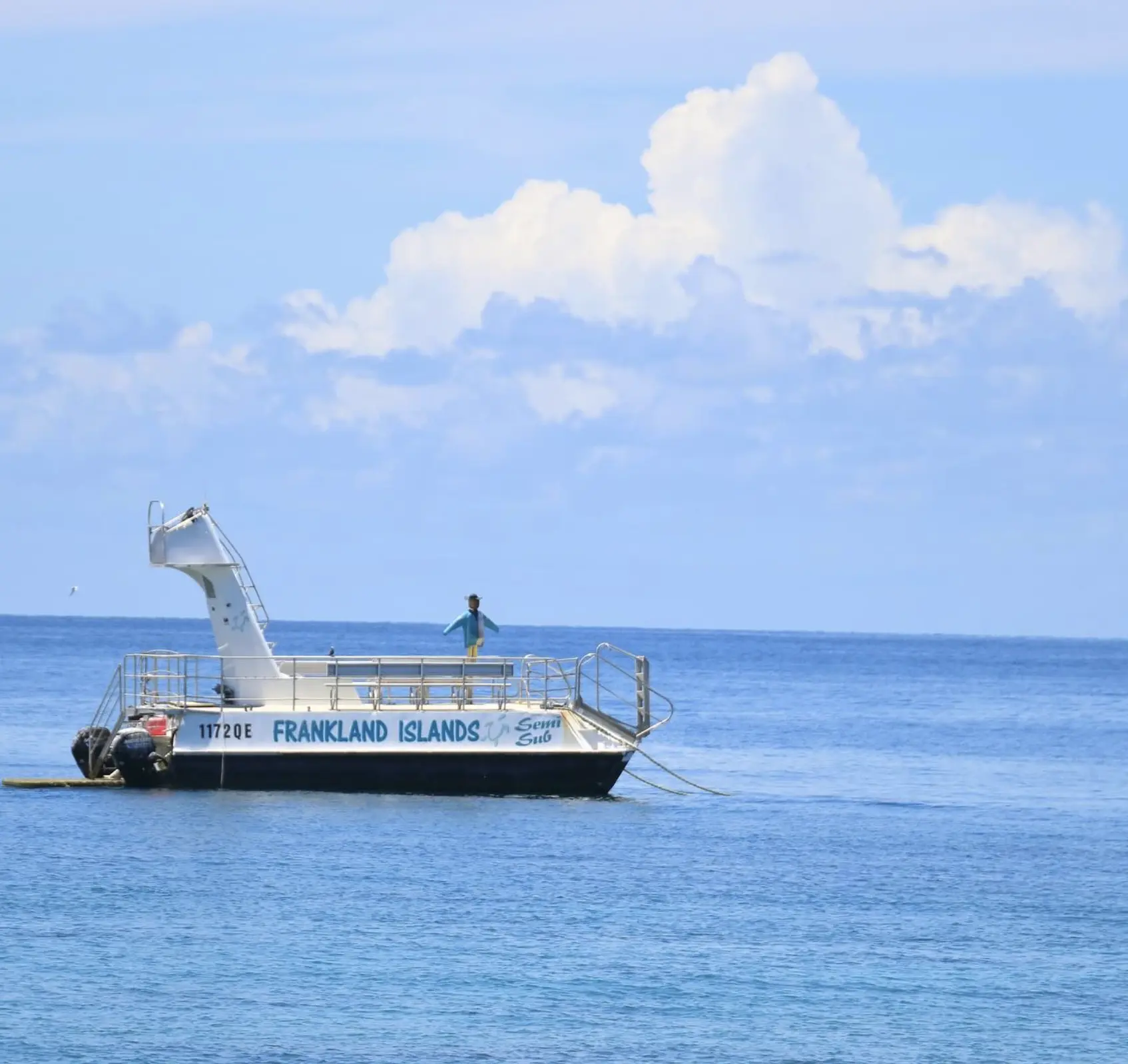 How to get to Frankland Islands
