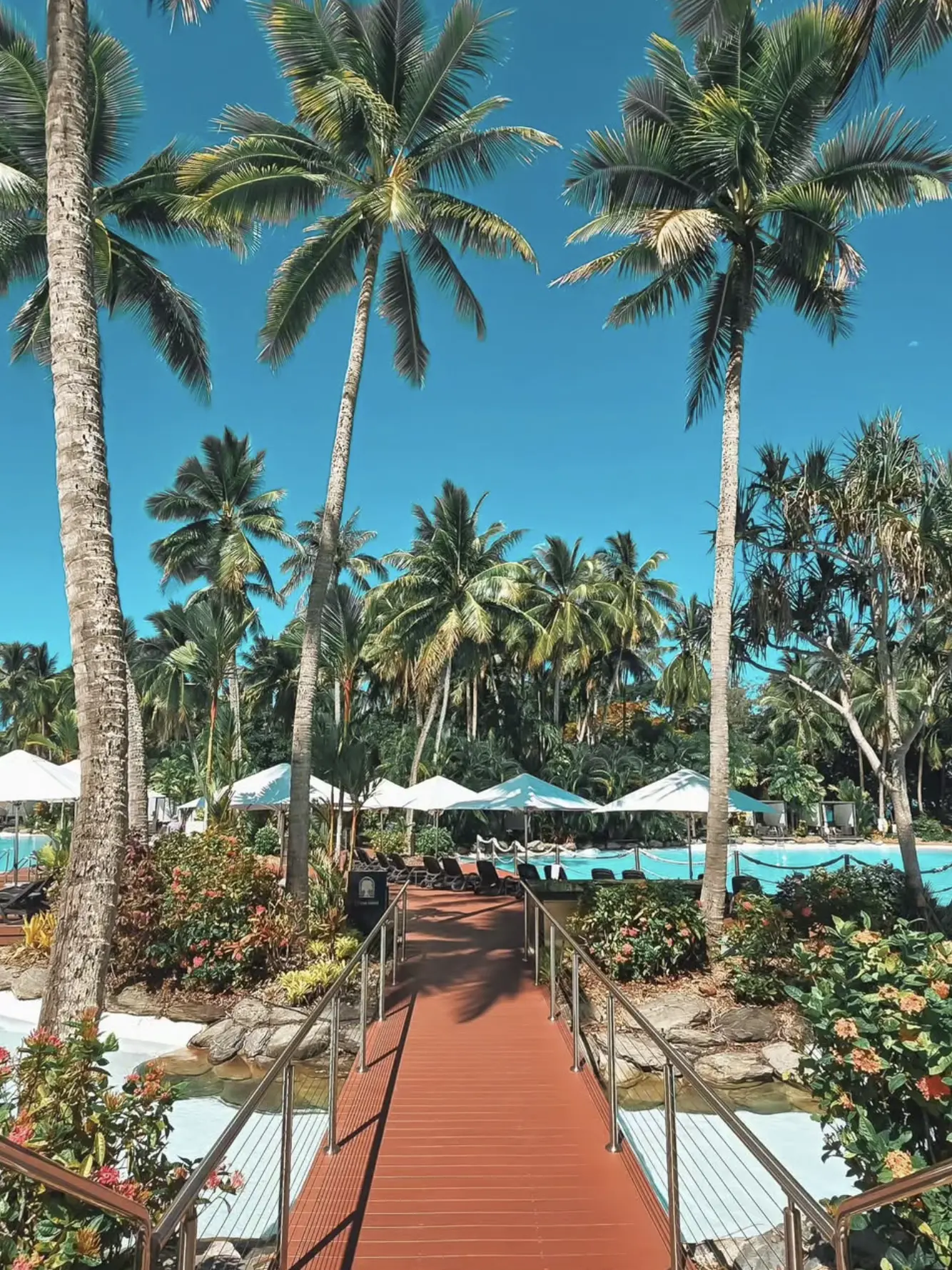 Eco resorts Great Barrier Reef