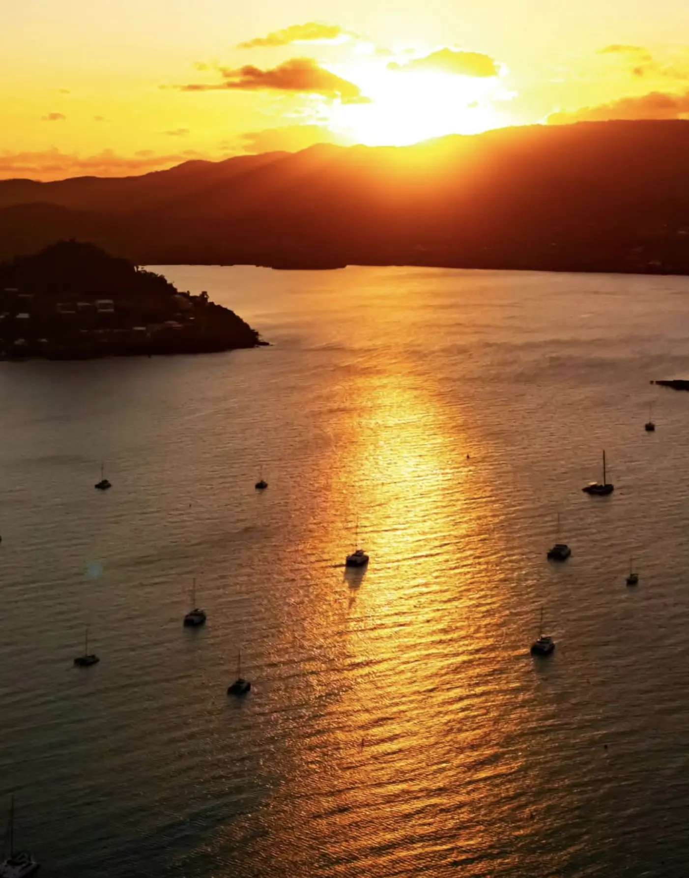 reef sleep packages Queensland islands